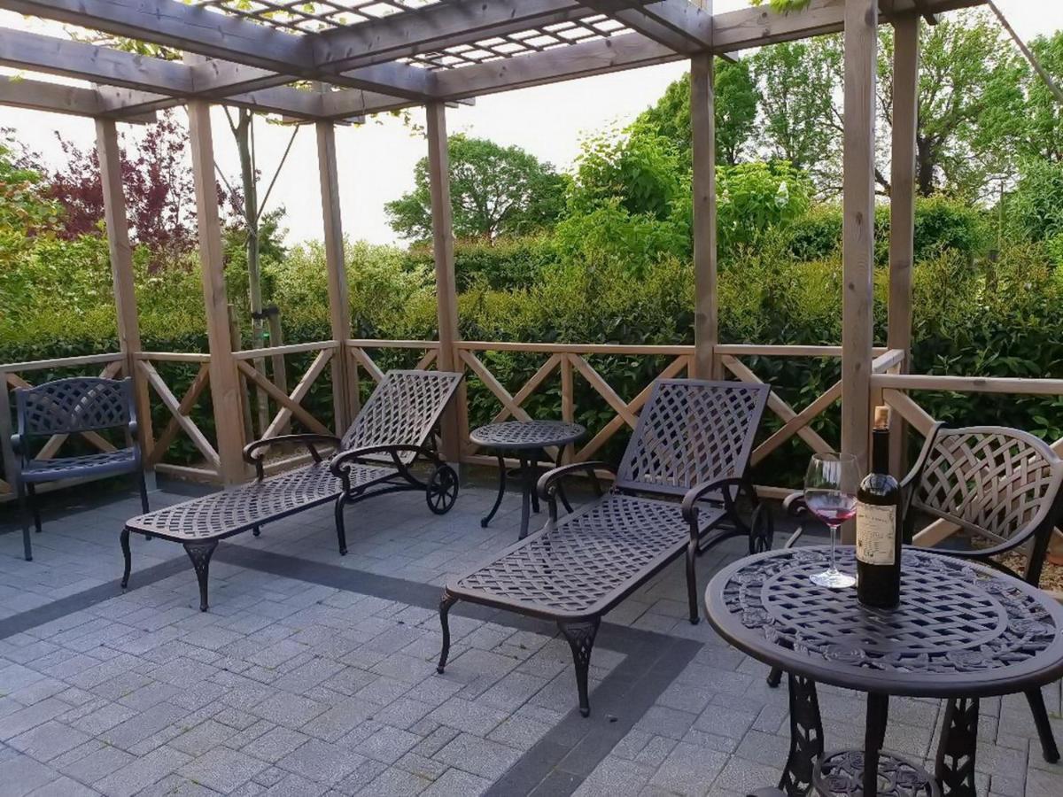 B&B Secret Garden Adults Only Voeren Exteriör bild