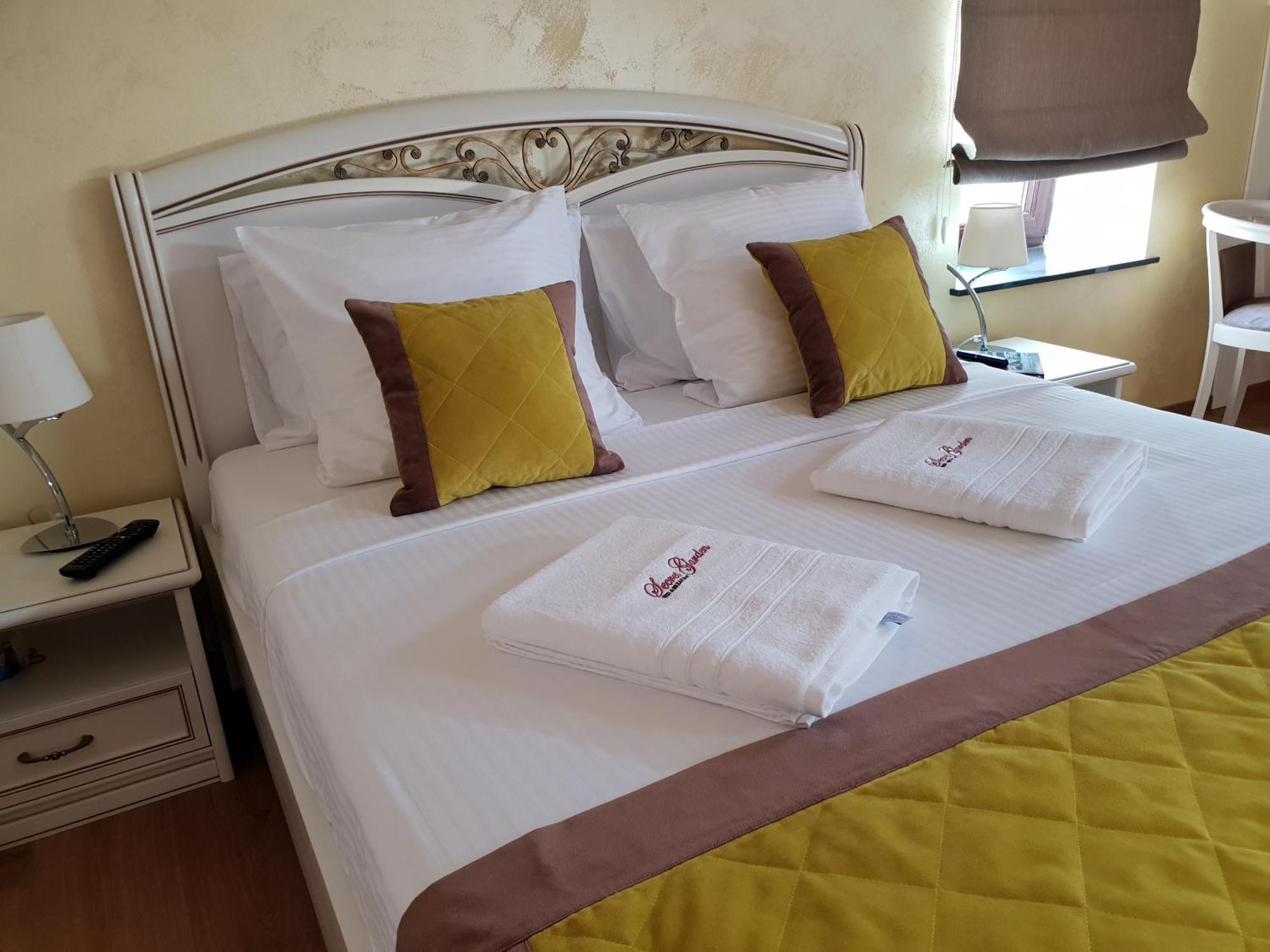 B&B Secret Garden Adults Only Voeren Exteriör bild